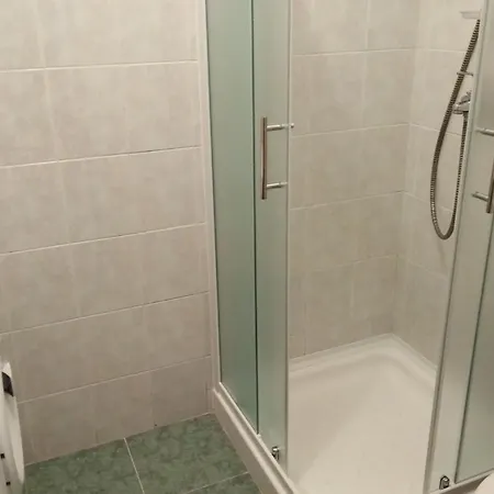 Apartments With A Parking Space Pula - 6985 Pula