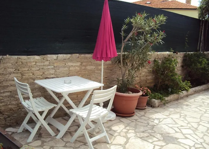 With A Parking Space - 6985 *